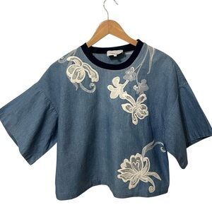 3.1 Phillip Lim Designer Floral Embroidered
Chambray Box Shirt Size Medium